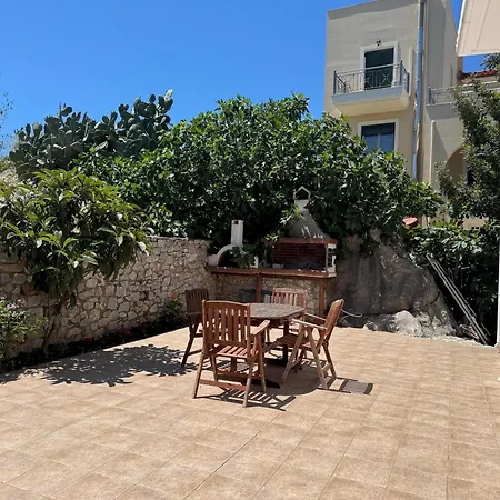 Jassemi Apartment *